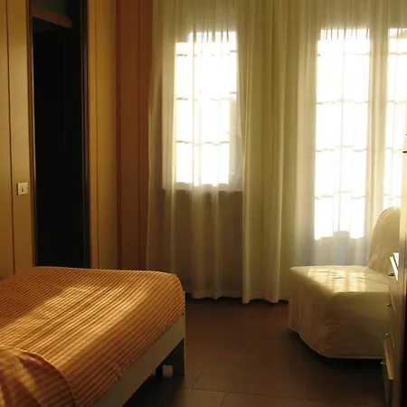 Isotta Hotel 3*