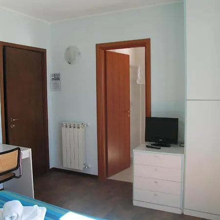 Isotta Hotel 3*