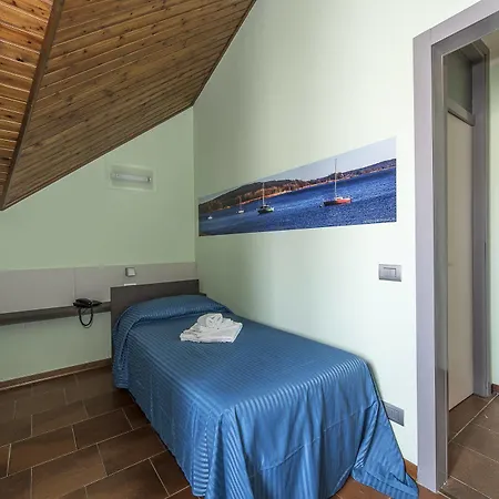 Isotta Hotel 3*